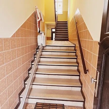 Апартаменты Barrierefreie In Ruhiger Zentrumslage *